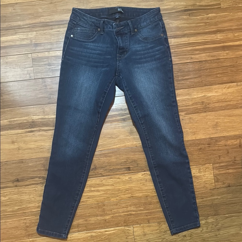 6/28 1822 Women's skinny Blue Jeans